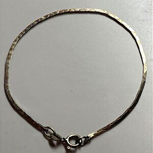 925 Sterling Made in Italy Herringbone V shape  Flat Flexible Bracelet 17cm long